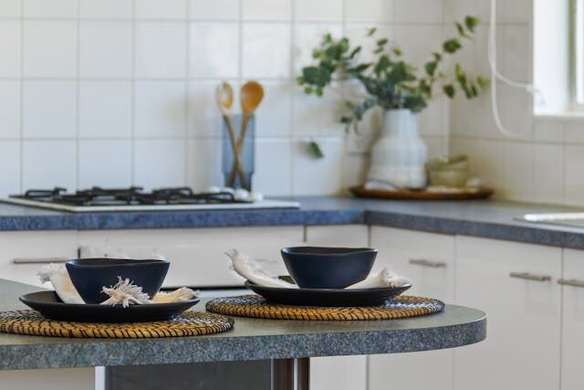 Porcelain Tile vs. Ceramic Tile: What Homeowners Need to Know